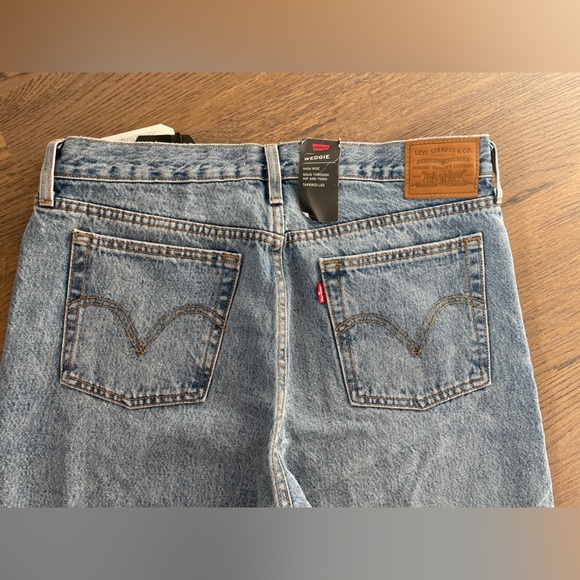 Levi’s Wedgie High Rise Women’s Jeans - Picture 5 of 5